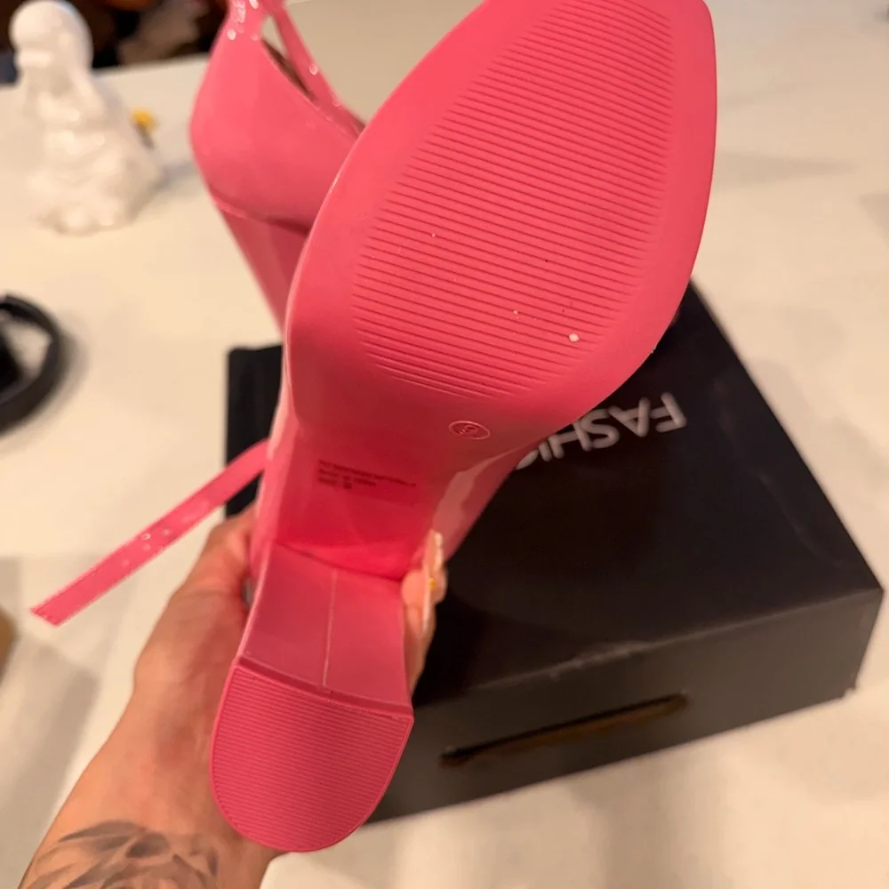 Fashion Nova Hot Pink Patent Ankle-Strap Platform Pumps